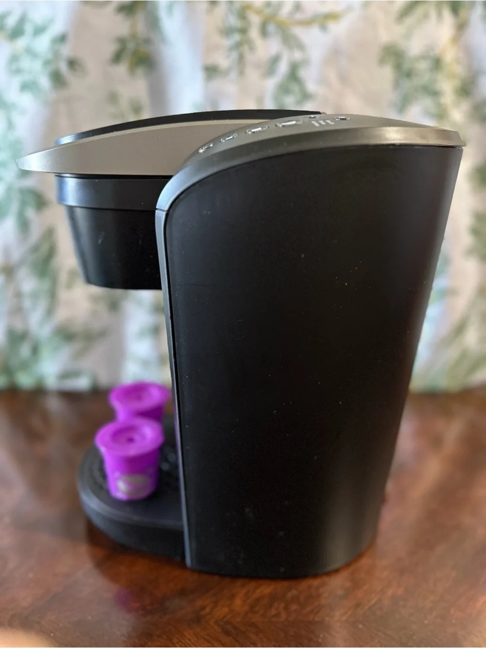 Keurig compact black